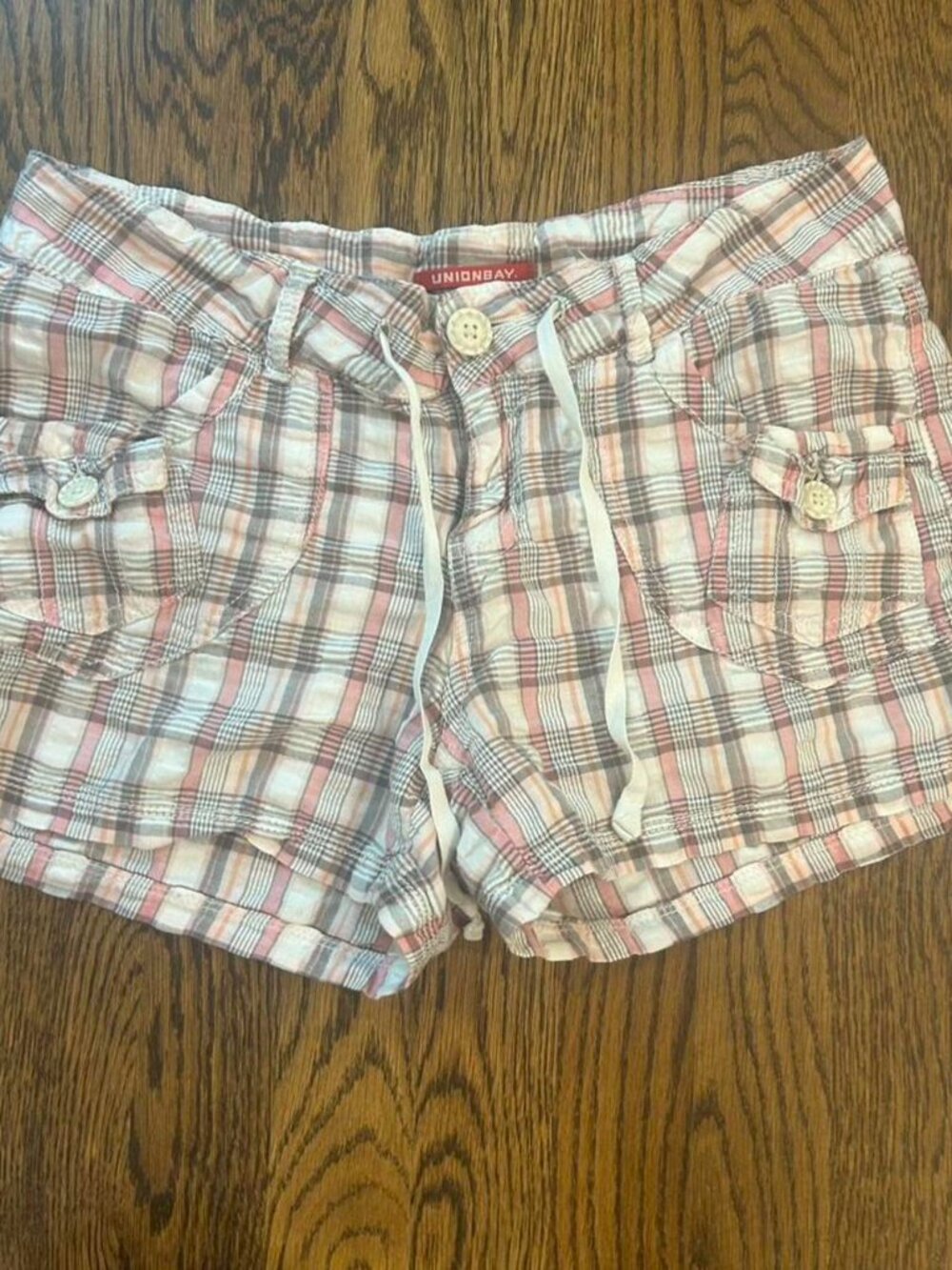 Vintage 2000s Unionbay Pink Plaid Low Rise Cargo Shorts